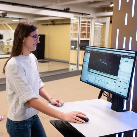 Maddy Poetto '26 conducts research in the Exercise and Movement Science Lab.